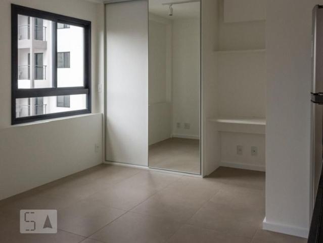 Kitnet aluguel em Região Imediata de São Paulo, Região Metropolitana de São Paulo
