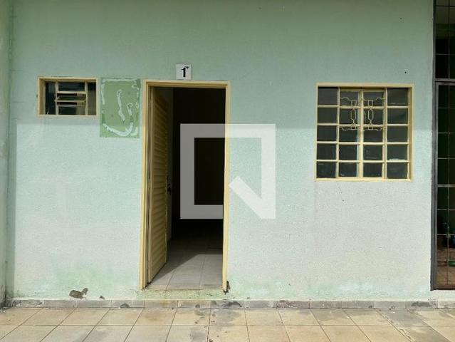 Kitnet aluguel em Região Geográfica Imediata de Goiânia, Goiânia