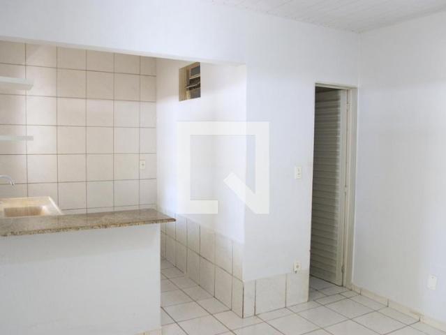 Kitnet aluguel em Região Geográfica Imediata de Goiânia, Goiânia