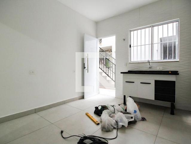 Kitnet aluguel em Região Imediata de São Paulo, Região Metropolitana de São Paulo