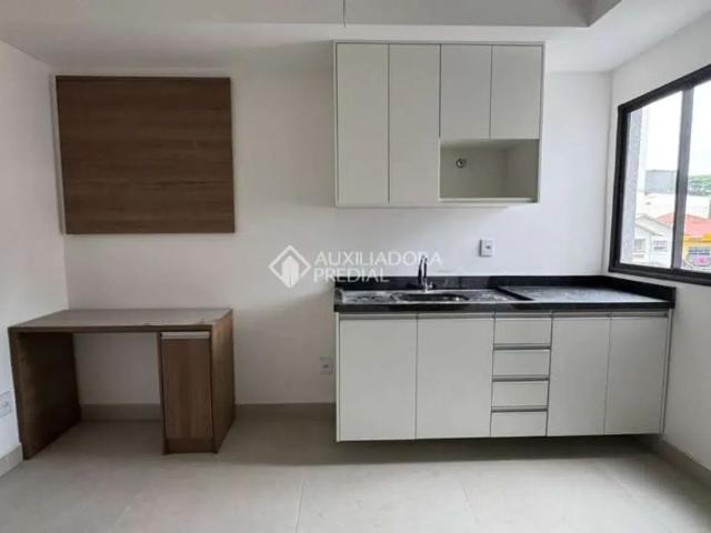 Kitnet aluguel em Vila São Pedro, Santo André