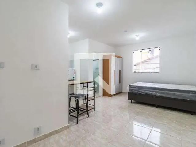 Kitnet aluguel em Região Imediata de São Paulo, Região Metropolitana de São Paulo