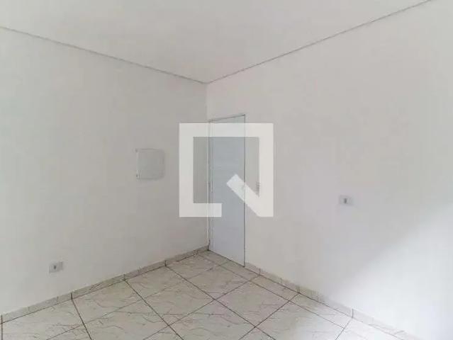 Kitnet aluguel em Região Imediata de São Paulo, Região Metropolitana de São Paulo