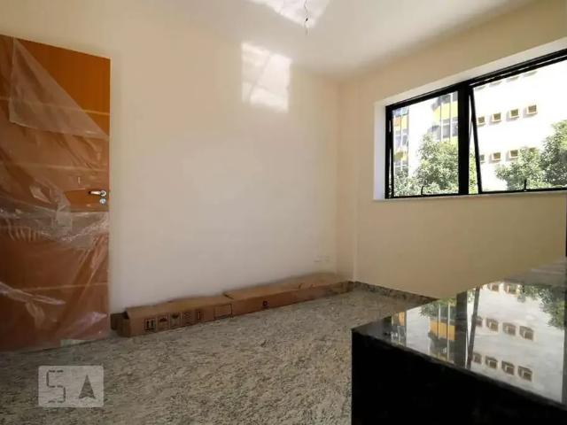 Kitnet aluguel em Savassi, Belo Horizonte