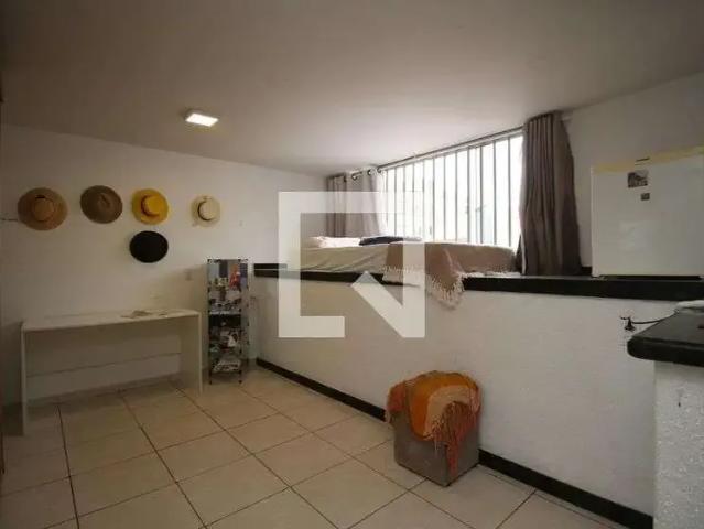 Kitnet aluguel em SQN 212, Brasília