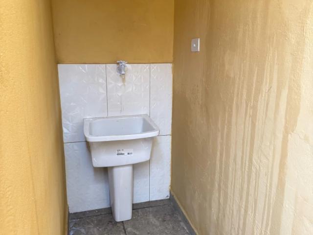 Kitnet aluguel em Balneário Copacabana, Caraguatatuba