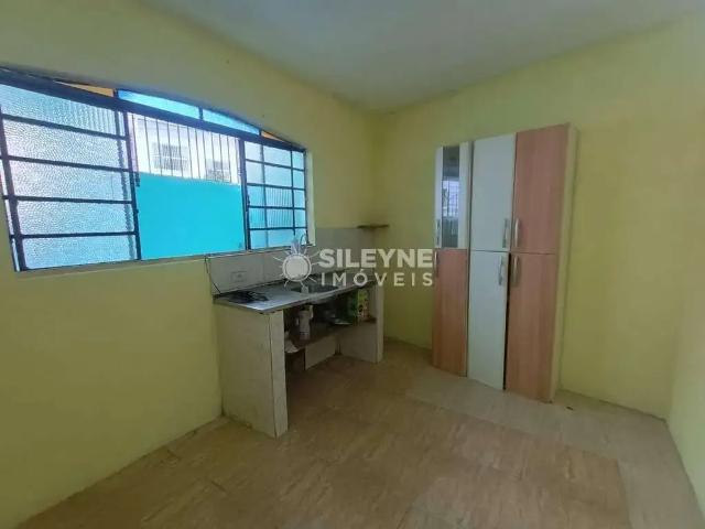 Kitnet aluguel em Região Imediata de Caraguatatuba-Ubatuba-São Sebastião, Região Metropolitana do Vale do Paraíba e Litoral Norte