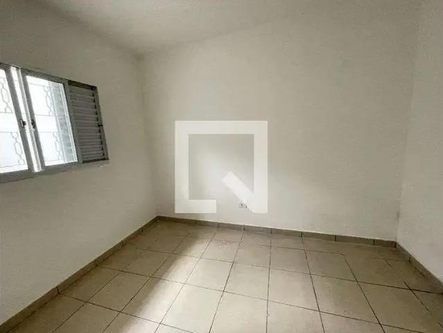Kitnet aluguel em Região Imediata de São Paulo, Região Metropolitana de São Paulo