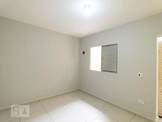 Kitnet aluguel em Região Imediata de São Paulo, Região Metropolitana de São Paulo