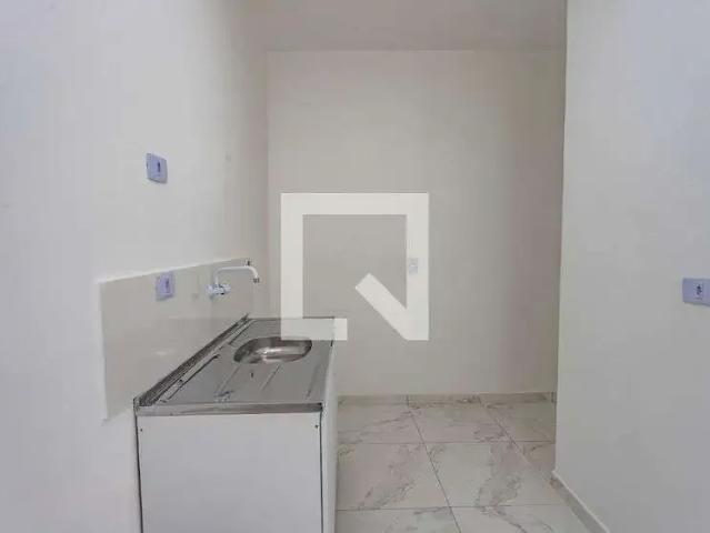 Kitnet aluguel em Região Imediata de São Paulo, Região Metropolitana de São Paulo