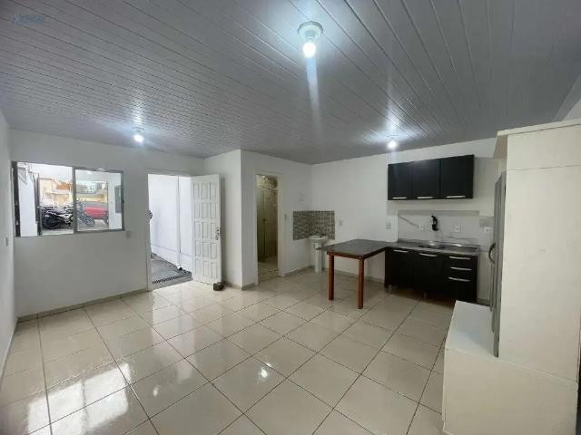Kitnet aluguel em Região Geográfica Imediata de Florianópolis, Desterro