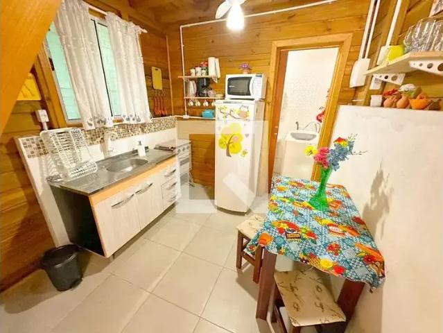 Kitnet aluguel em Região Geográfica Imediata de Florianópolis, Desterro