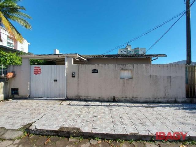 Estudio aluguel em Florianópolis, Trindade