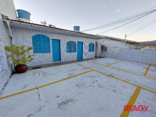 Estudio aluguel em Florianópolis, Trindade