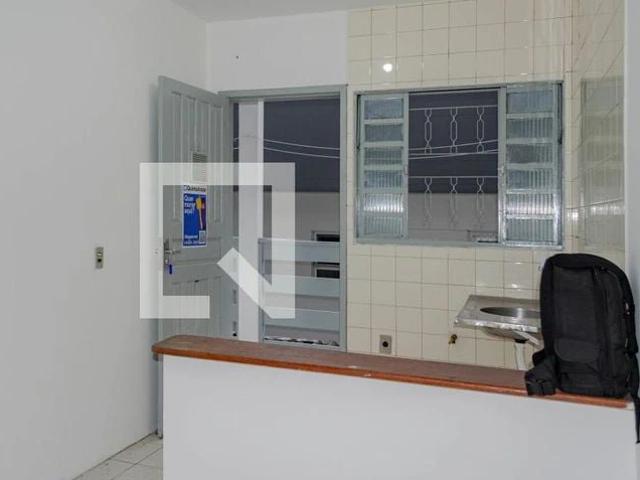 Kitnet aluguel em Trindade Norte, Florianópolis