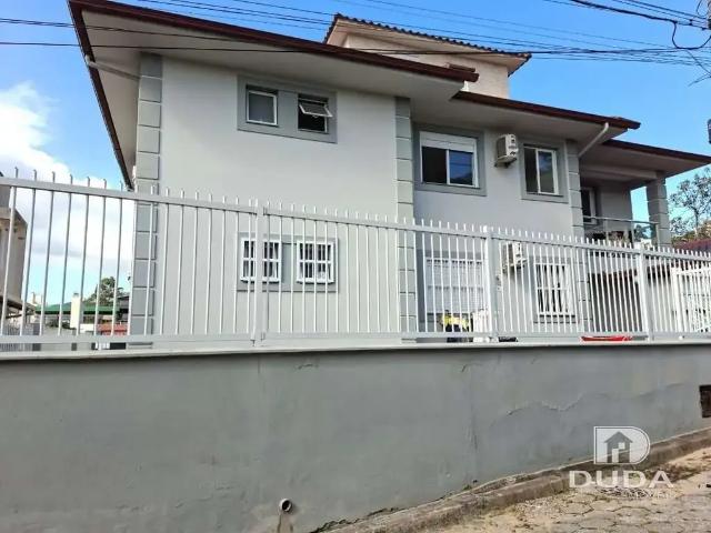 Kitnet aluguel em Região Geográfica Imediata de Florianópolis, Desterro