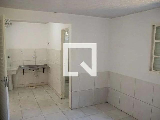 Kitnet aluguel em Granja Cruzeiro do Sul, Goiânia
