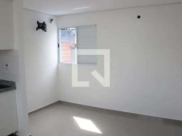 Kitnet aluguel em Região Imediata de São Paulo, Região Metropolitana de São Paulo