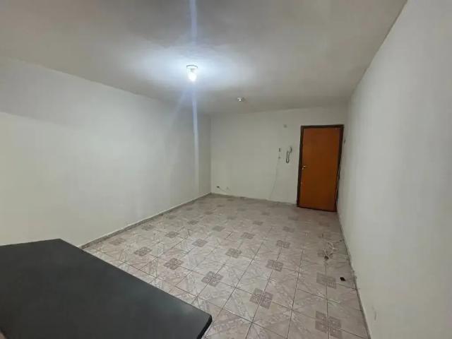 Kitnet aluguel em Região Imediata de São Paulo, Região Metropolitana de São Paulo