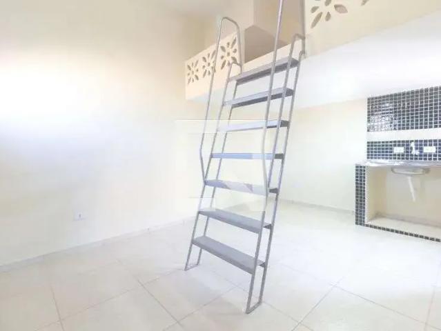 Kitnet aluguel em Região Imediata de São Paulo, Região Metropolitana de São Paulo