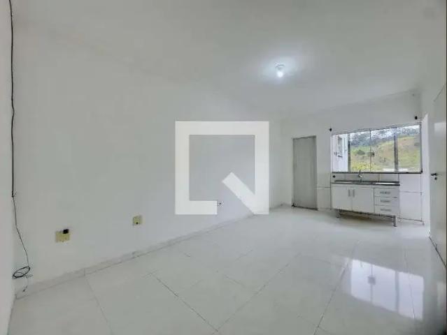 Kitnet aluguel em Região Imediata de São Paulo, Região Metropolitana de São Paulo