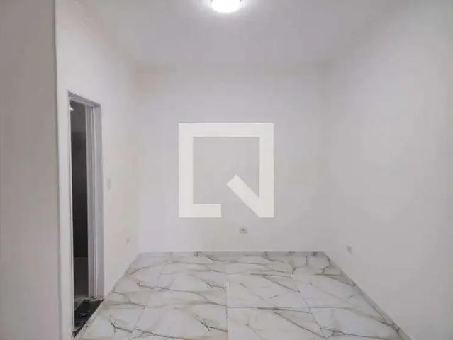 Kitnet aluguel em Região Imediata de São Paulo, Região Metropolitana de São Paulo