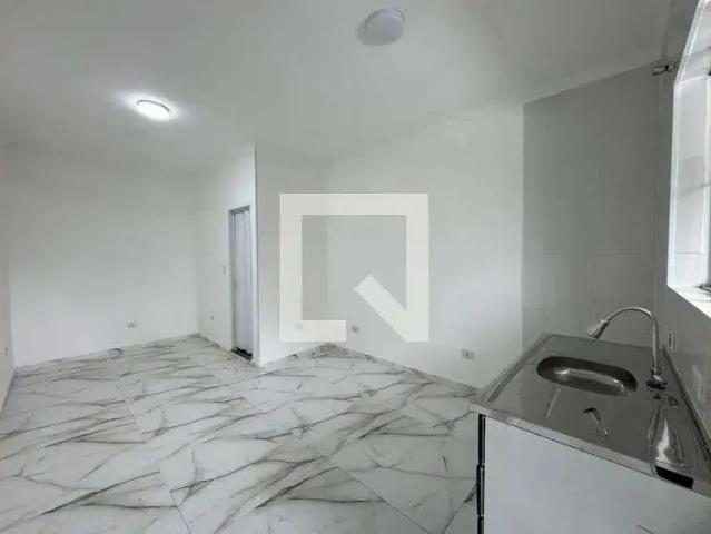 Kitnet aluguel em Região Imediata de São Paulo, Região Metropolitana de São Paulo