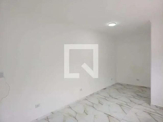 Kitnet aluguel em Região Imediata de São Paulo, Região Metropolitana de São Paulo