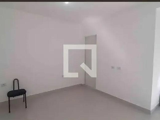 Kitnet aluguel em Região Imediata de São Paulo, Região Metropolitana de São Paulo