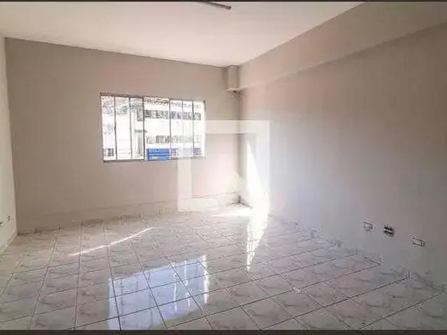 Kitnet aluguel em Região Imediata de São Paulo, Região Metropolitana de São Paulo