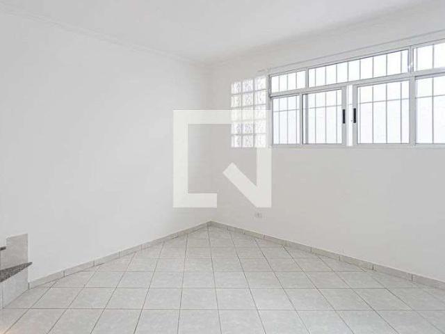 Kitnet aluguel em Região Imediata de São Paulo, Região Metropolitana de São Paulo