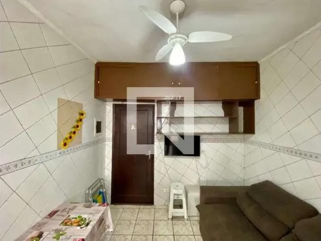 Kitnet aluguel em Região Imediata de Santos, Região Metropolitana da Baixada Santista