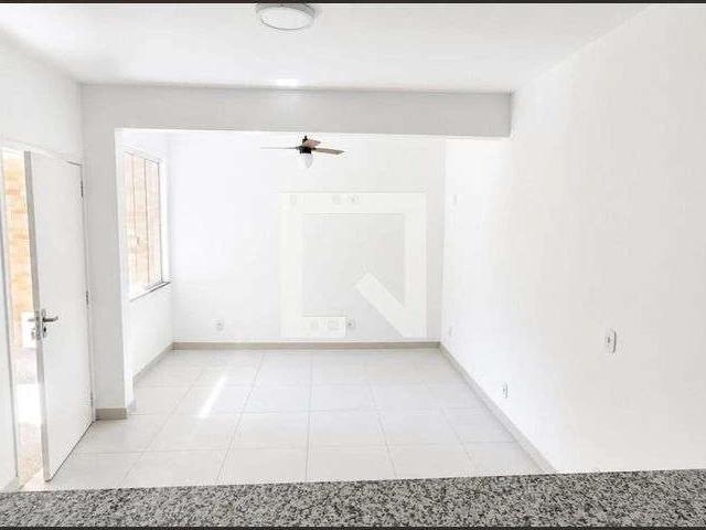 Kitnet aluguel em Ramos, Rio de Janeiro
