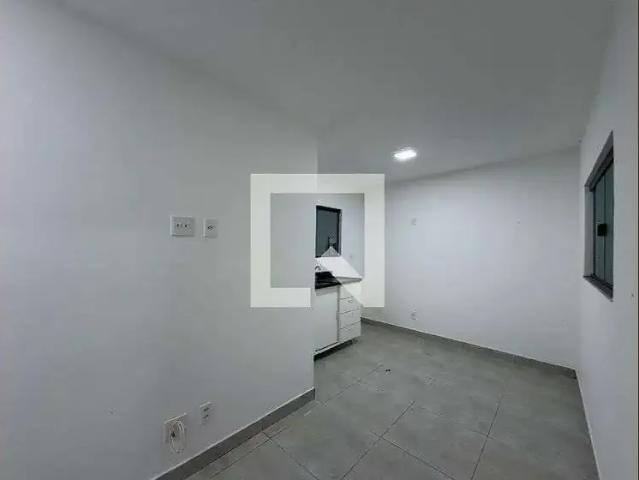 Kitnet aluguel em Região Geográfica Imediata do Rio de Janeiro, Região Metropolitana do Rio de Janeiro