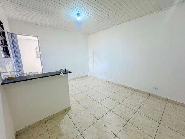 Kitnet aluguel em Região Imediata de São Paulo, Região Metropolitana de São Paulo