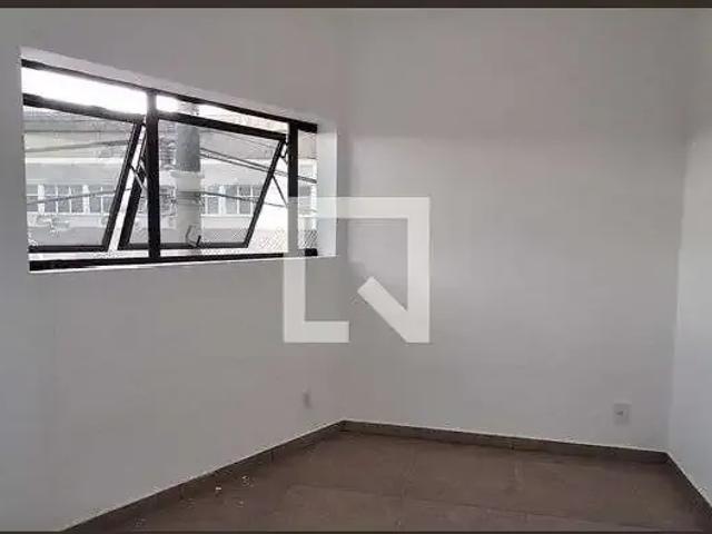 Kitnet aluguel em Região Imediata de São Paulo, Região Metropolitana de São Paulo