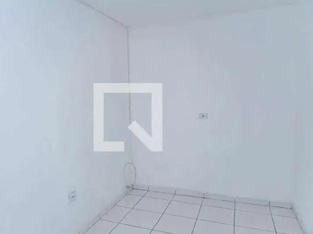 Kitnet aluguel em Região Imediata de São Paulo, Região Metropolitana de São Paulo