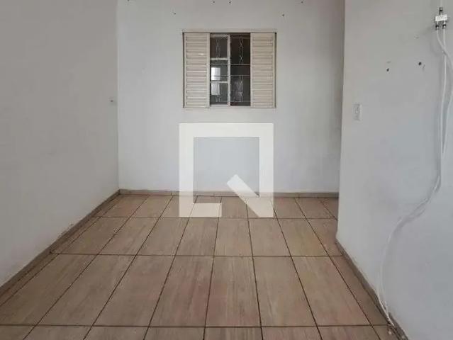 Kitnet aluguel em Região Imediata de São Paulo, Região Metropolitana de São Paulo