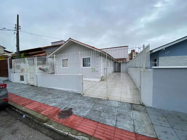 Kitnet aluguel em Região Geográfica Imediata de Florianópolis, São José