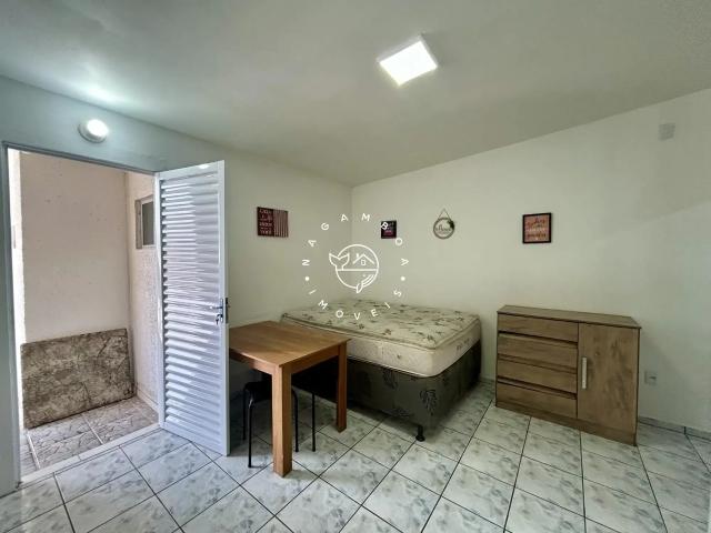 Kitnet aluguel em Região Geográfica Imediata de Florianópolis, São José