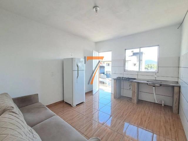 Kitnet aluguel em Região Geográfica Imediata de Florianópolis, São José