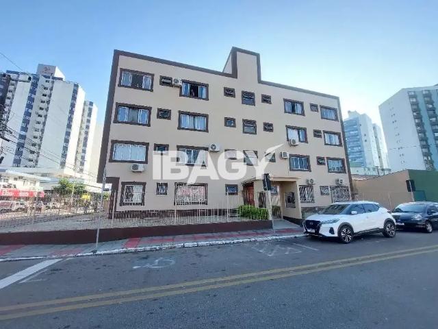 Kitnet aluguel em Região Geográfica Imediata de Florianópolis, São José