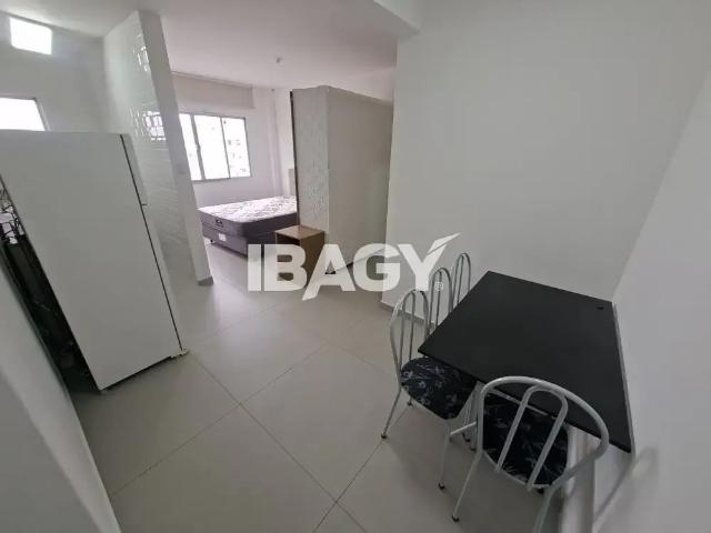 Kitnet aluguel em Região Geográfica Imediata de Florianópolis, São José