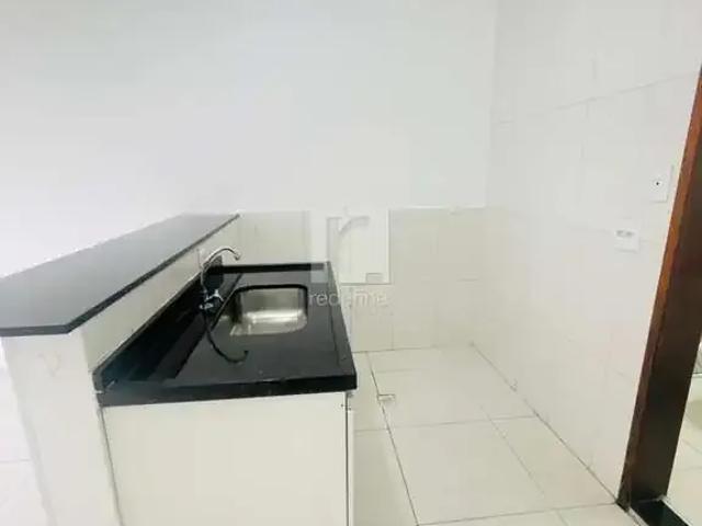 Kitnet aluguel em Região Imediata de São Paulo, Região Metropolitana de São Paulo