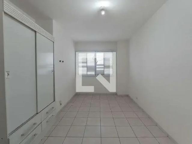 Kitnet aluguel em Região Imediata de São Paulo, Região Metropolitana de São Paulo