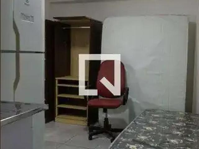 Kitnet aluguel em Região Imediata de São Paulo, Região Metropolitana de São Paulo