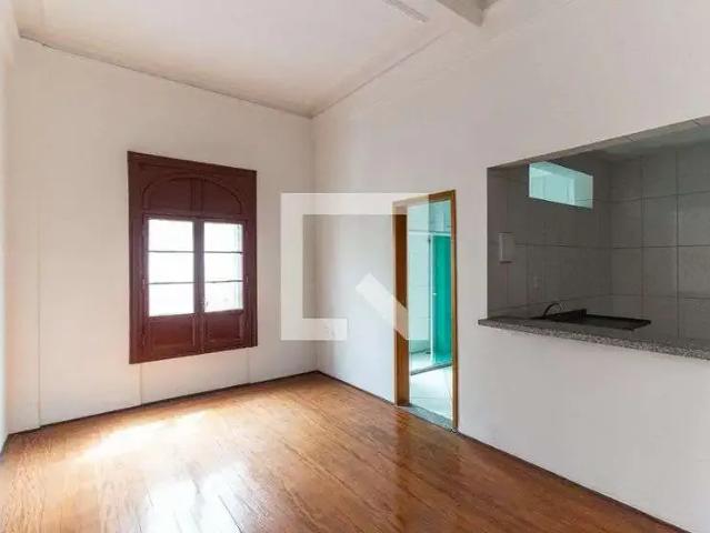 Kitnet aluguel em Região Imediata de Caraguatatuba-Ubatuba-São Sebastião, Região Metropolitana do Vale do Paraíba e Litoral Norte
