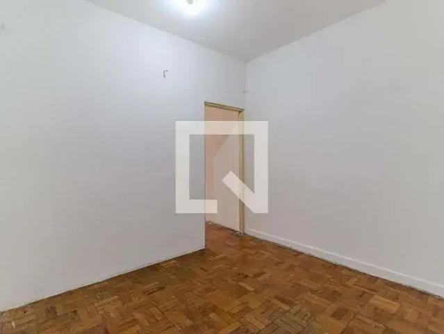 Kitnet aluguel em Região Imediata de São Paulo, Região Metropolitana de São Paulo