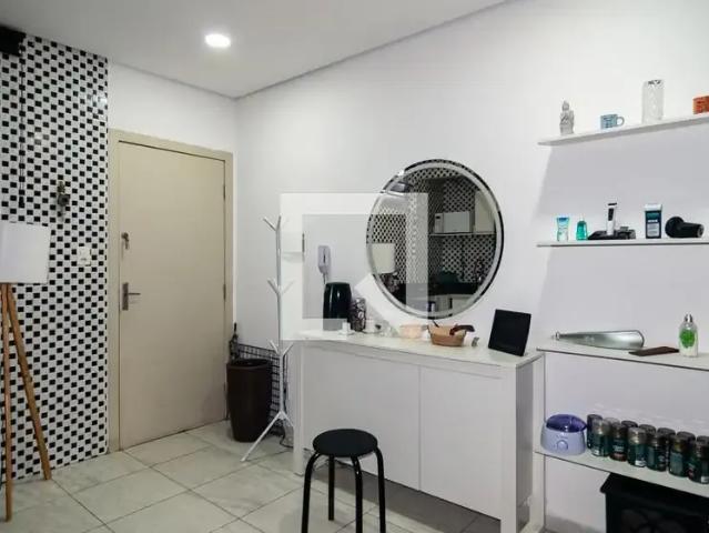 Kitnet aluguel em Região Imediata de São Paulo, Região Metropolitana de São Paulo
