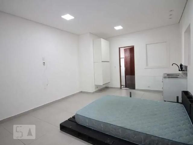 Kitnet aluguel em Região Imediata de São Paulo, Região Metropolitana de São Paulo